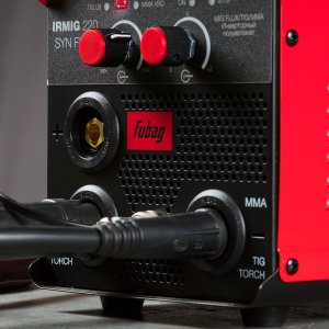 Полуавтомат сварочный FUBAG 220 SYN FLUX в Архангельске фото